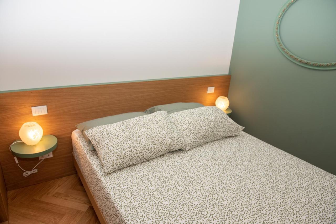 Cosy Moods Hotel Триест Екстериор снимка